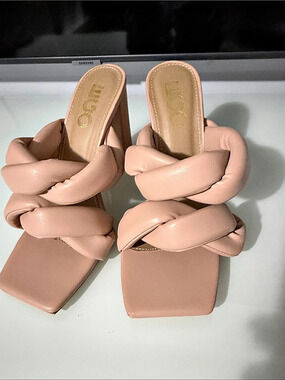 Aldo Twisted Strap Heels in Pink Like New